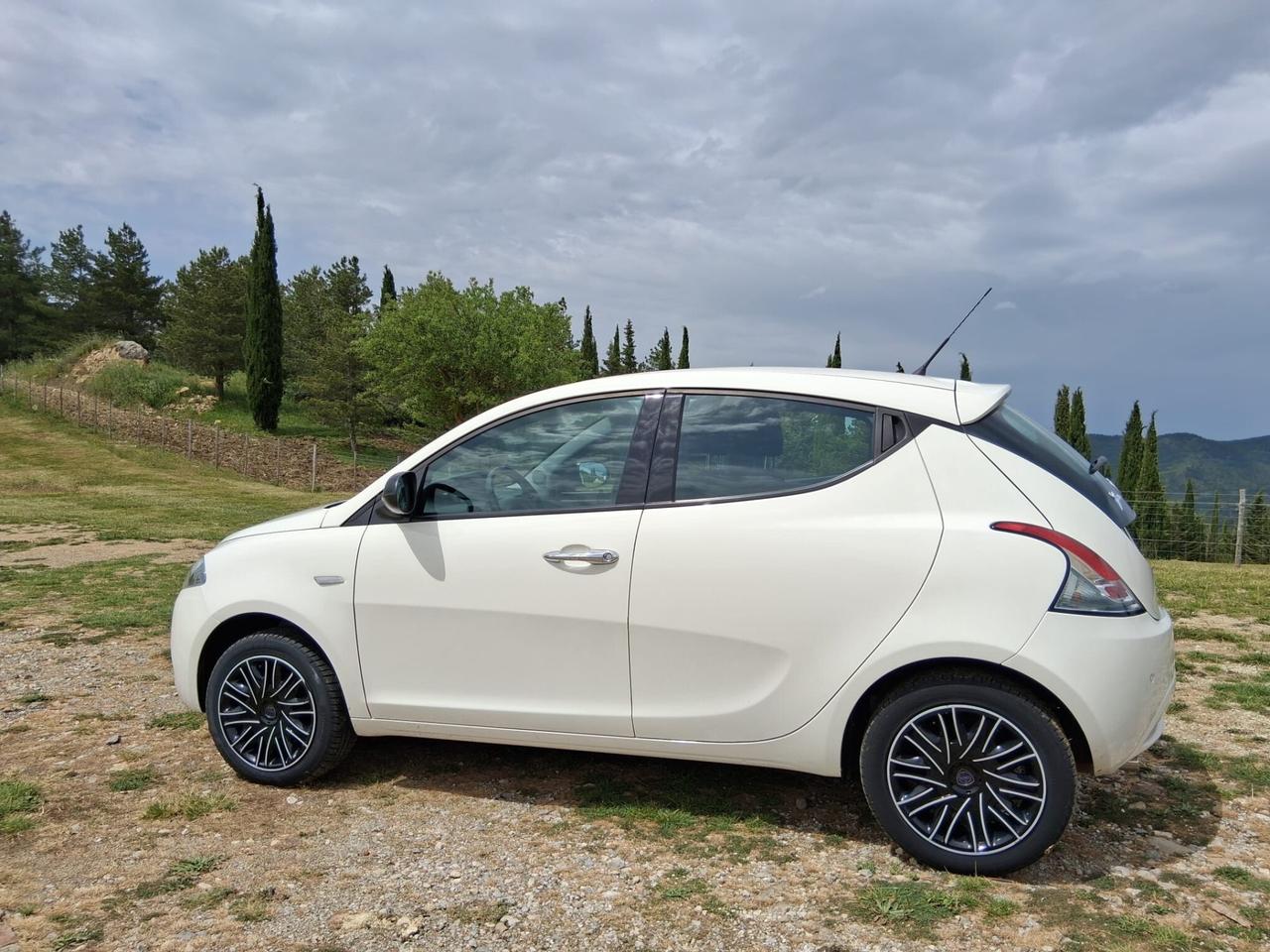 Lancia Ypsilon Gold 1.2 S&S