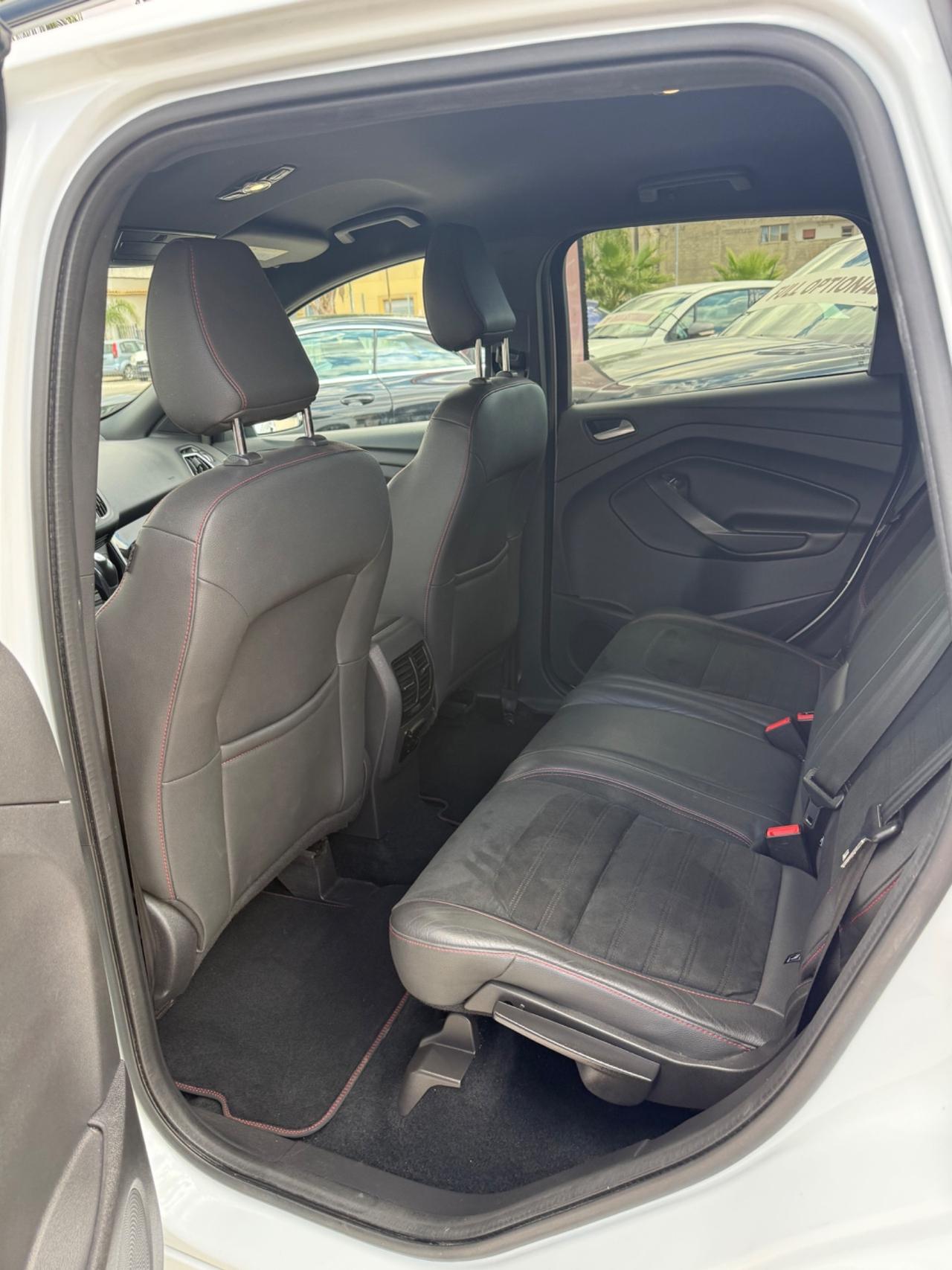 Ford Kuga 2.0 TDCI 150 CV S&S 4WD Titanium