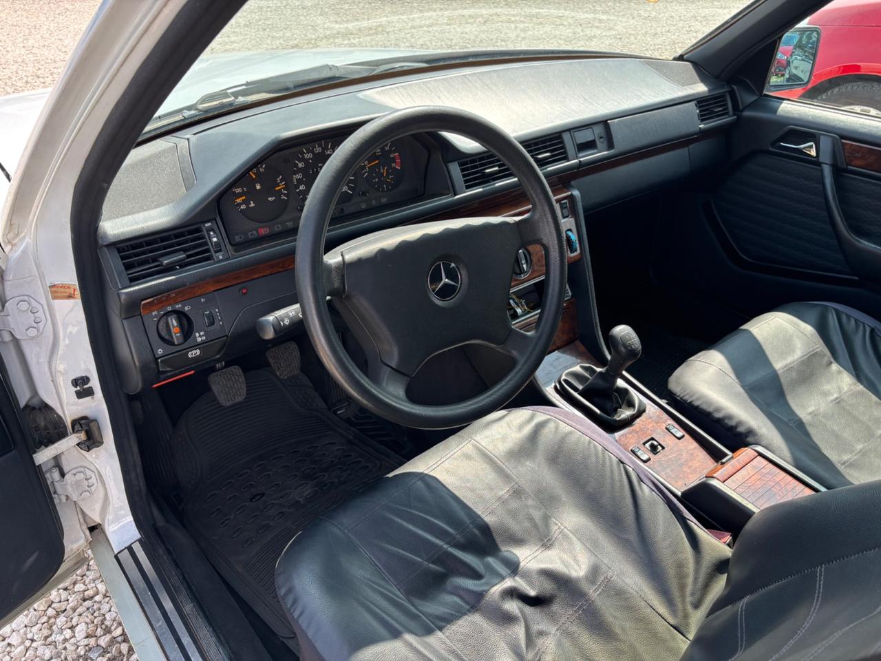 Mercedes-benz 200E metano