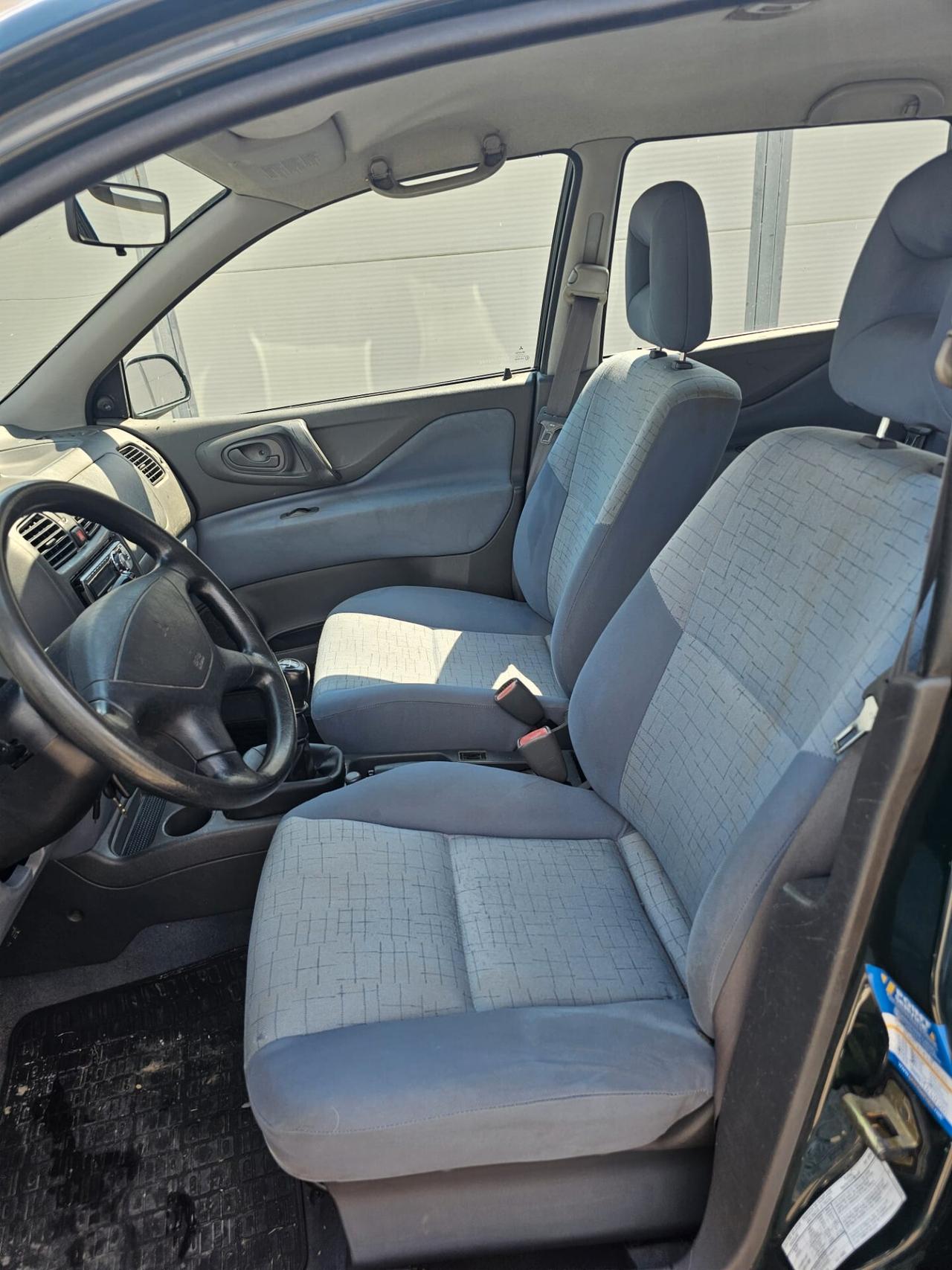Mitsubishi Space Star 1.3i 16V cat Family