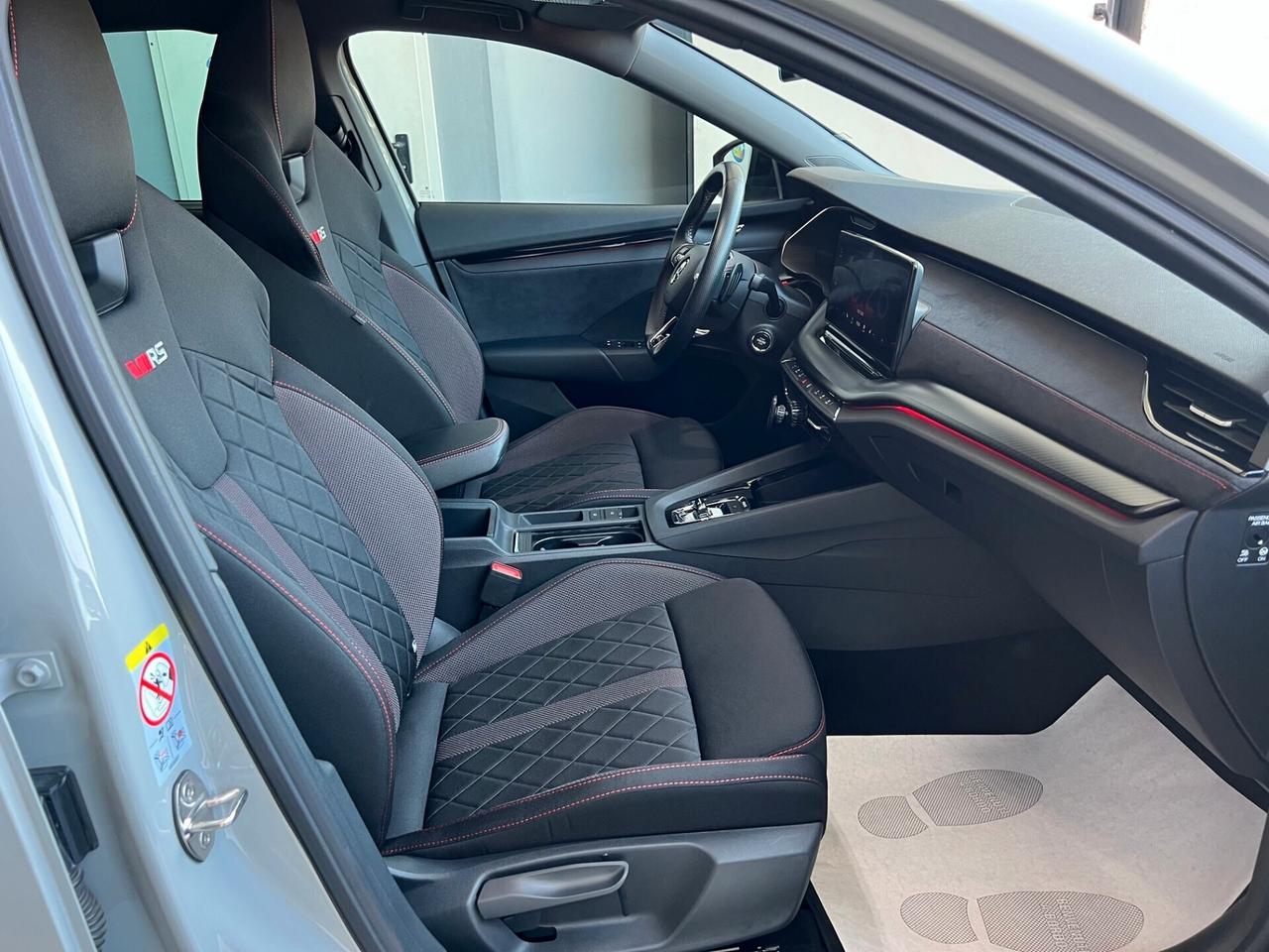 Skoda Octavia 2.0 TDI EVO SCR 200 CV DSG 4x4 Wagon RS/TETTO PANORAMICO