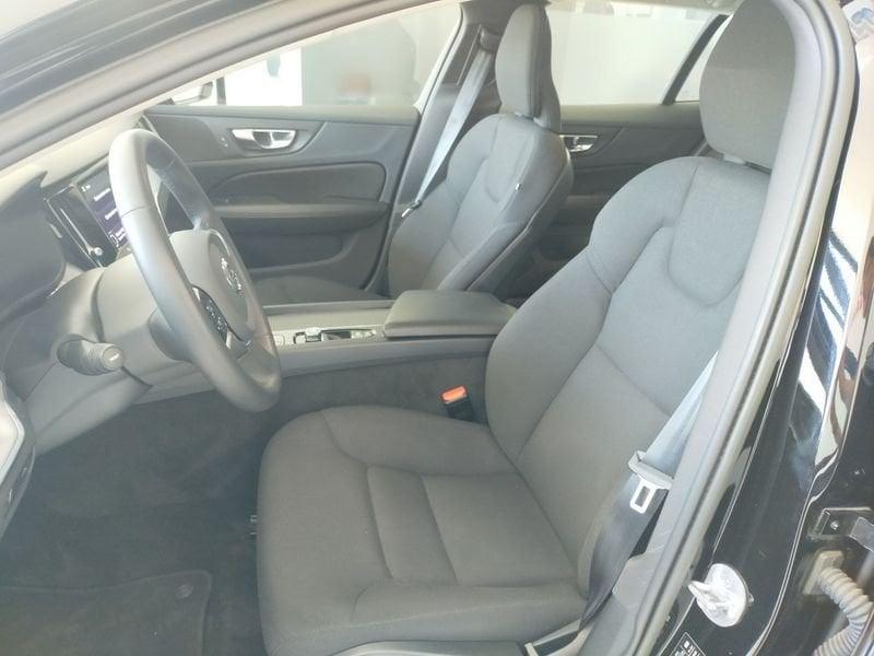 Volvo V60 Cross Country B4 (d) AWD Geartronic Business Pro