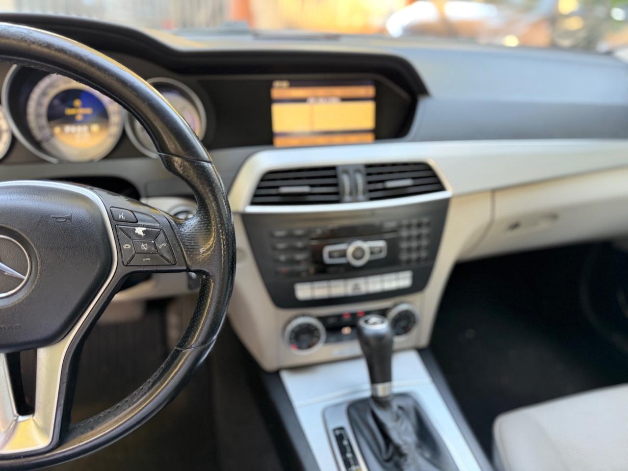 Mercedes-benz C 220 CDI BlueEFFICIENCY Avantgarde