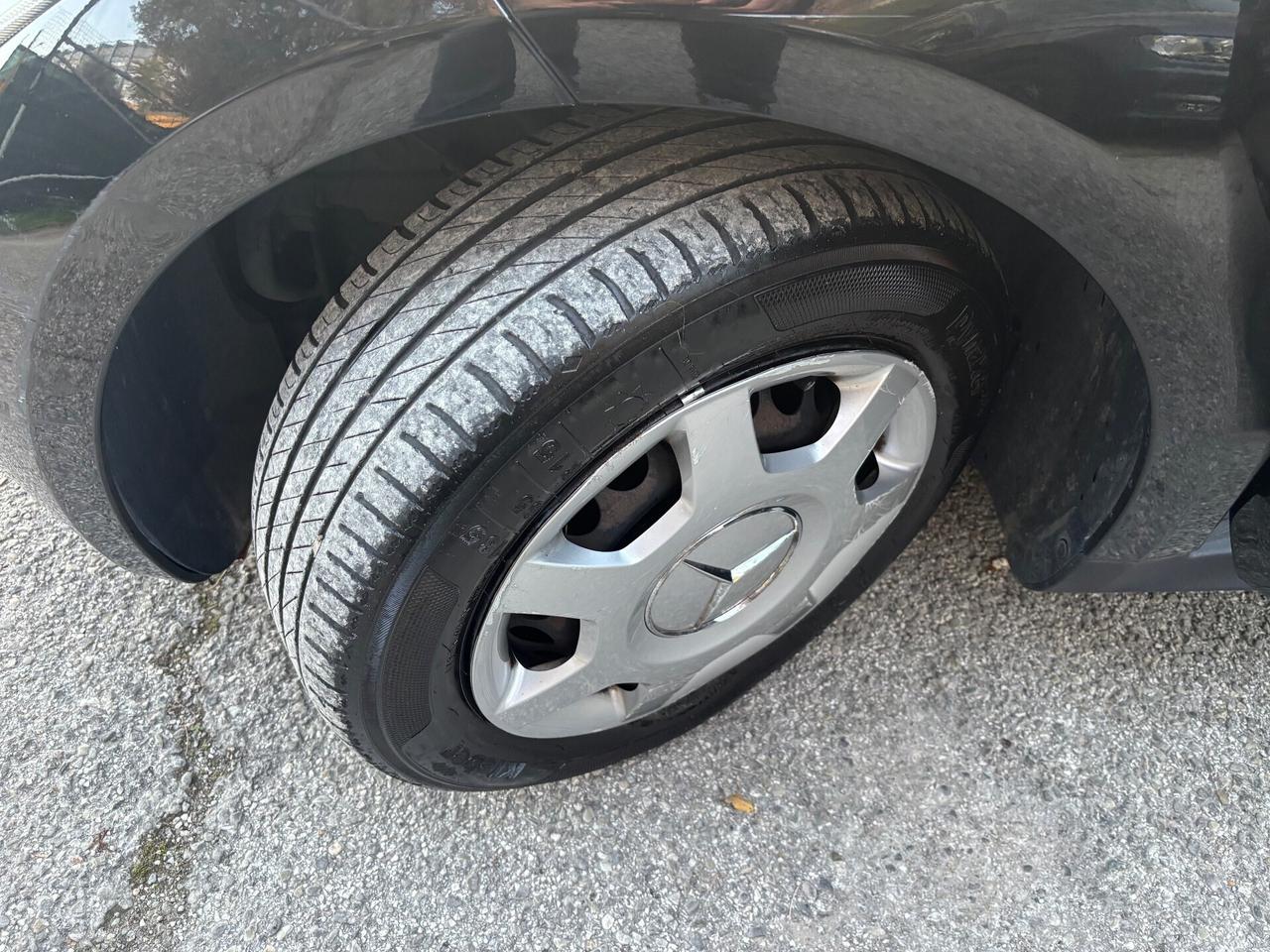 Mercedes Classe A 160 1.5 benzina OK NEOPATENTATI