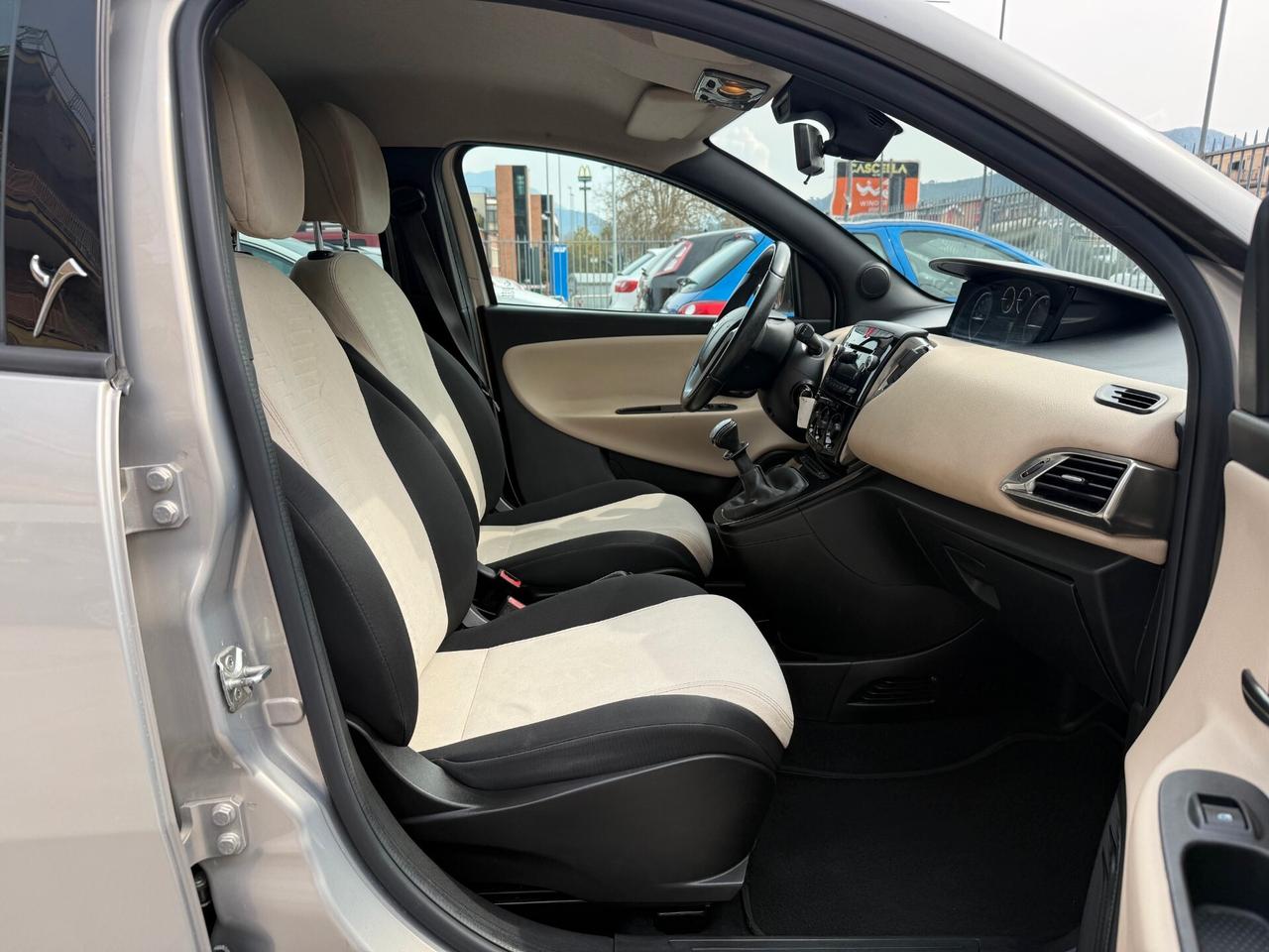 YPSILON 1.2 BENZ. 2012 139.000KM-OK NEO