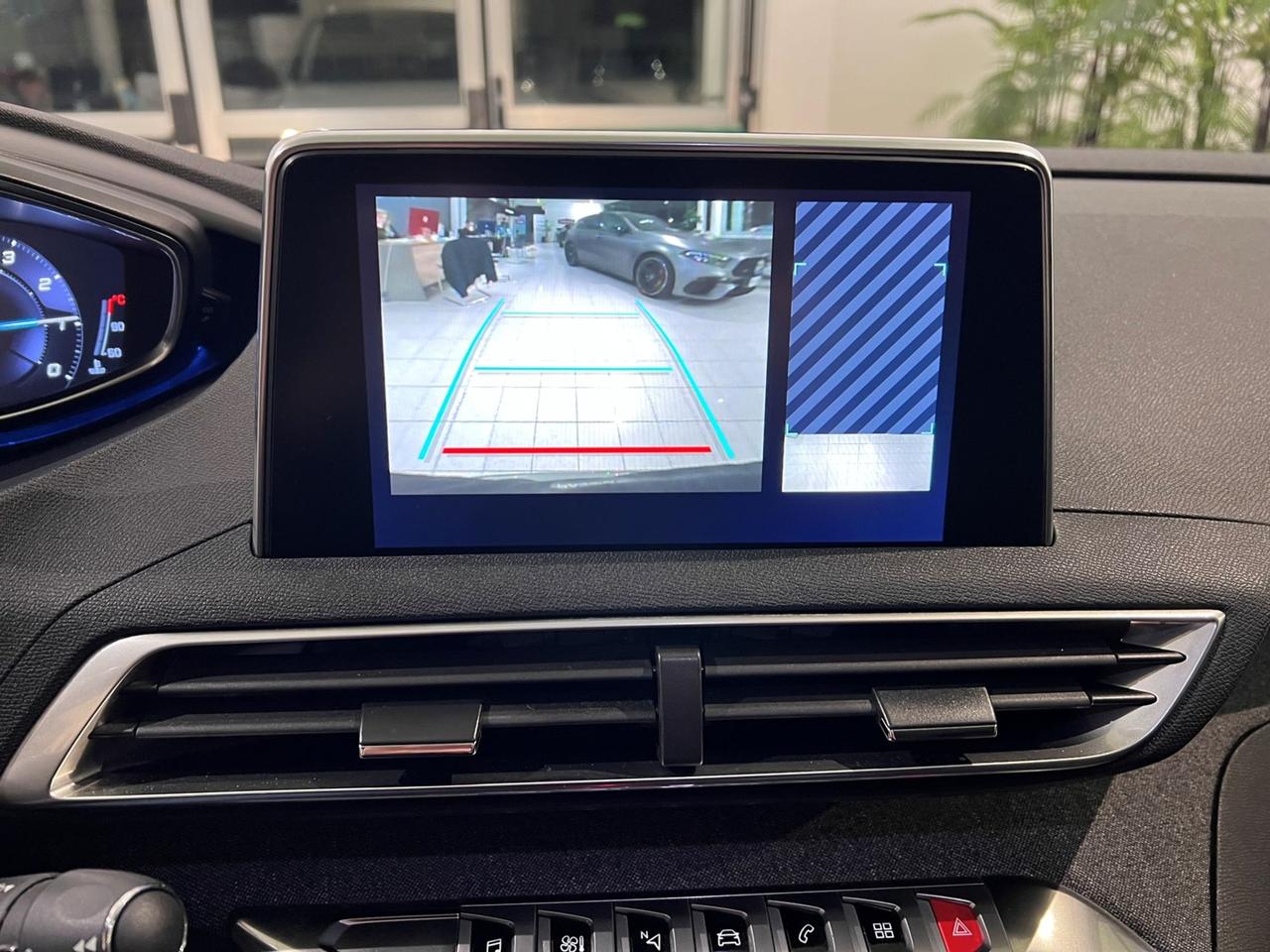 PEUGEOT 3008 II 2016 1.2 puretech Allure s&s 130cv - CINGHIA FATTA!