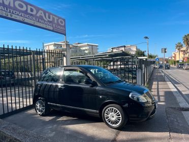Lancia Ypsilon 1.2 69 CV Diva X NeoPatentati