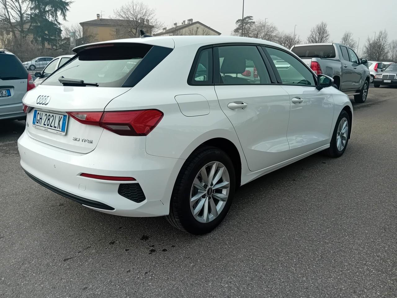 Audi A3 Sportback 30 1.0 tfsi mhev Business s-tronic