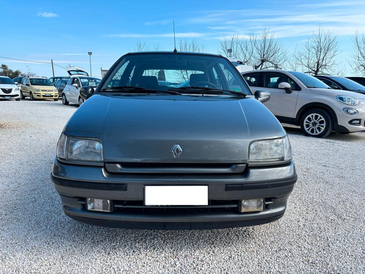 RENAULT CLIO 1.4 B - 1994