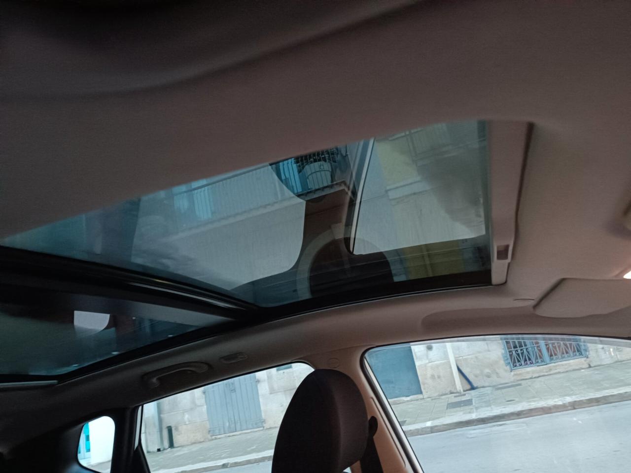 Hyundai iX20 1.4 CRDI 90 CV XPOSSIBLE TETTO APRIBILE FULL