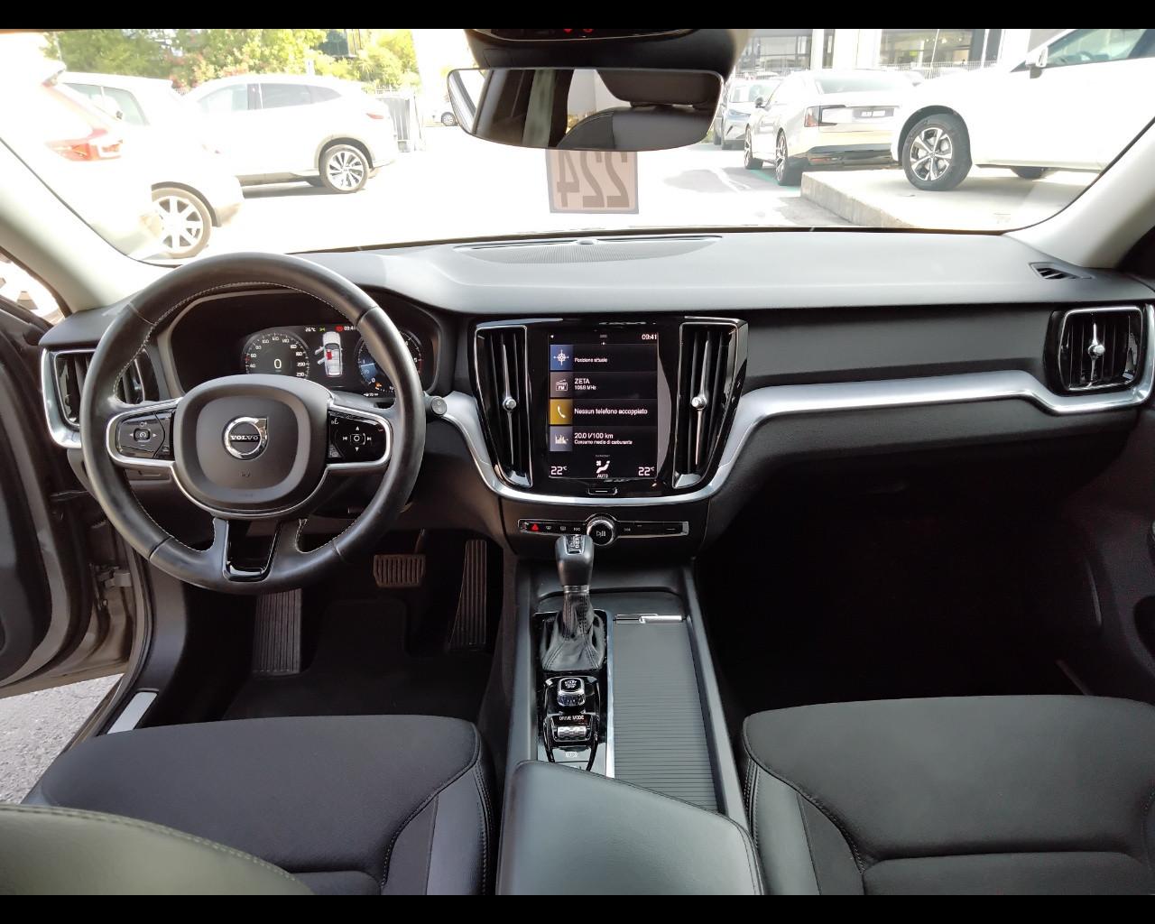 VOLVO V60 II 2019 - V60 2.0 d3 Business Plus geartronic my20