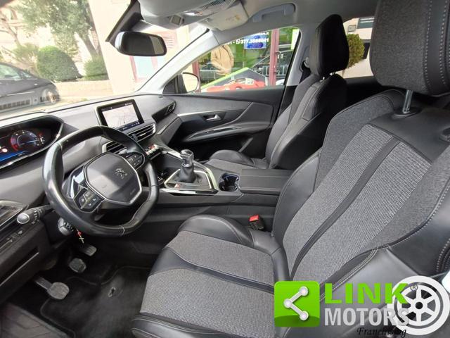 PEUGEOT 3008 BlueHDi 120 S&S Allure