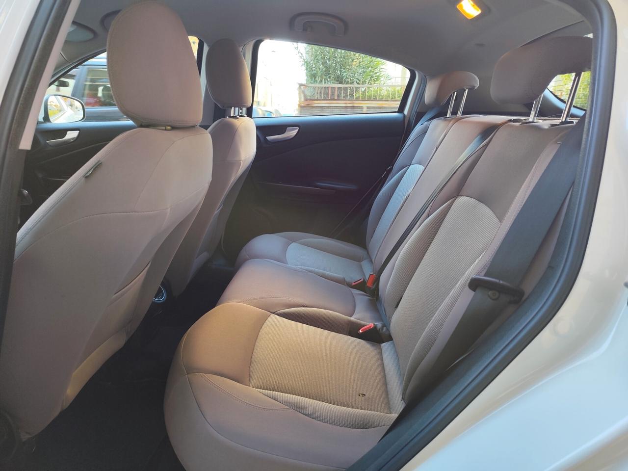 Alfa Romeo Giulietta 1.6 JTDm-2 105CV Distinctive