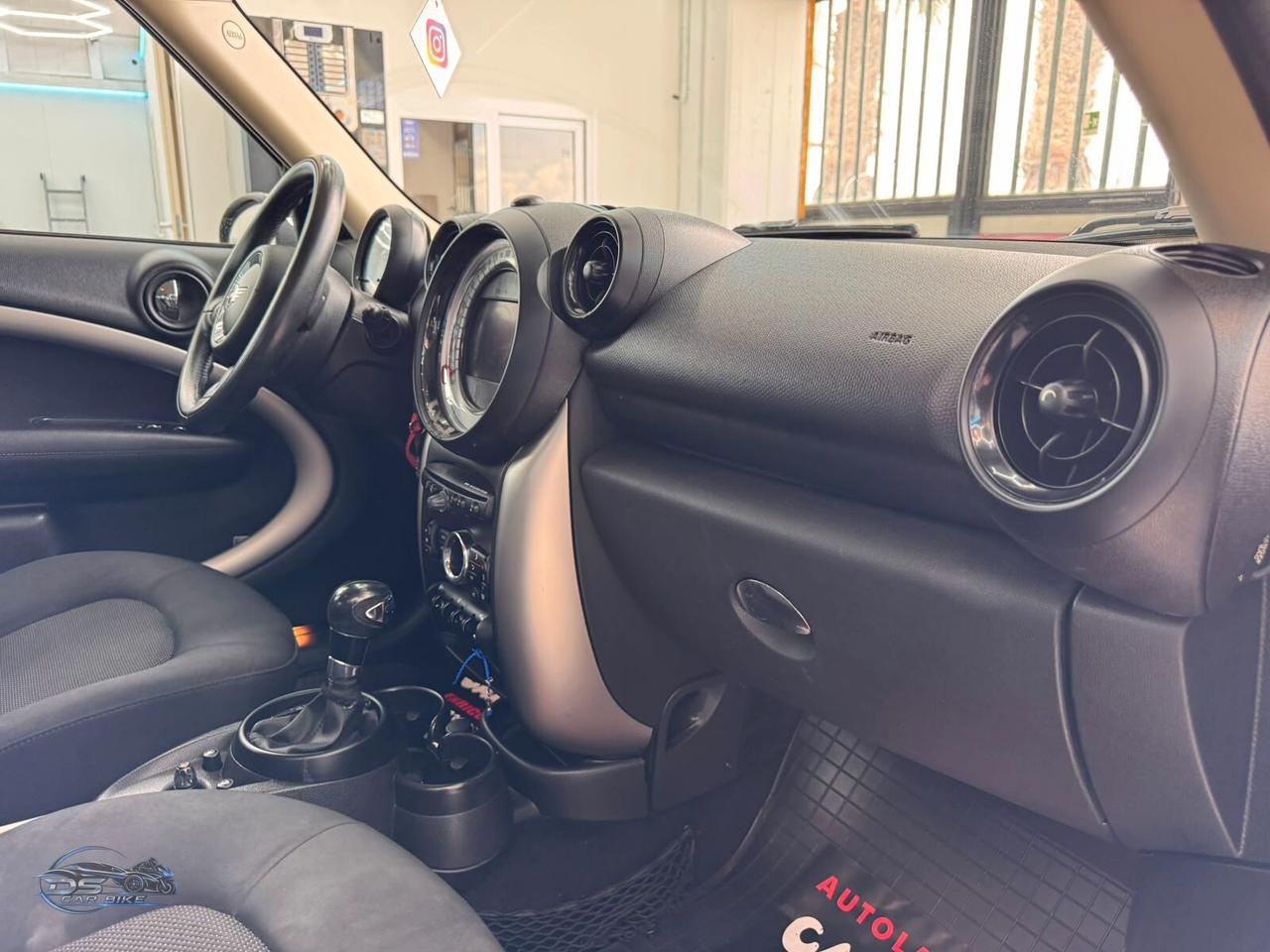 Mini Cooper Countryman 2.0 D Automatica