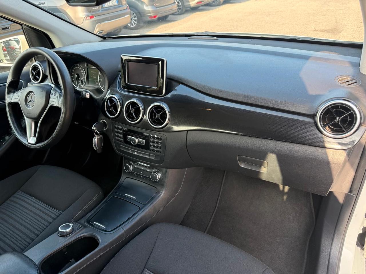 Mercedes-benz B 200 CDI BlueEFFICIENCY Premium