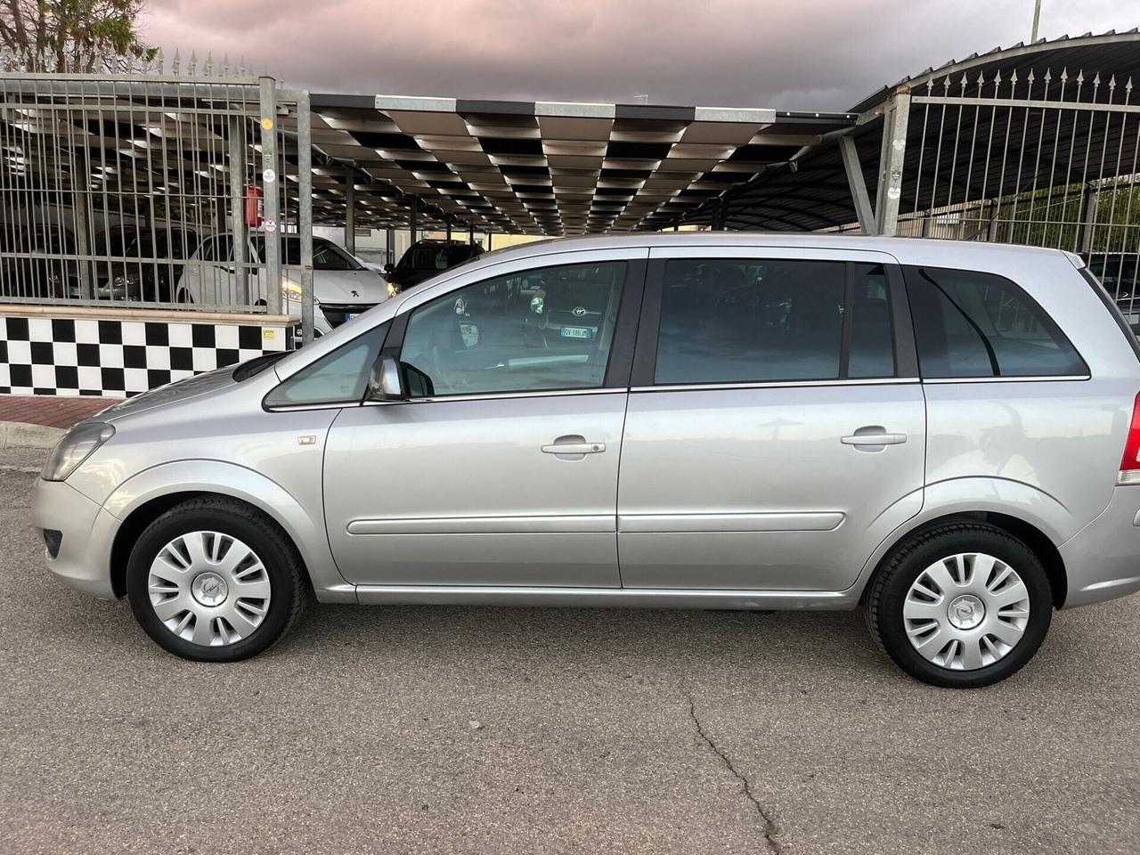 Opel Zafira 1.6 16V ecoM 94CV Edition