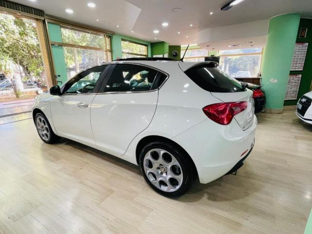 Alfa Romeo Giulietta 1.4 Turbo 170cv MultiAir Distinctive Tetto