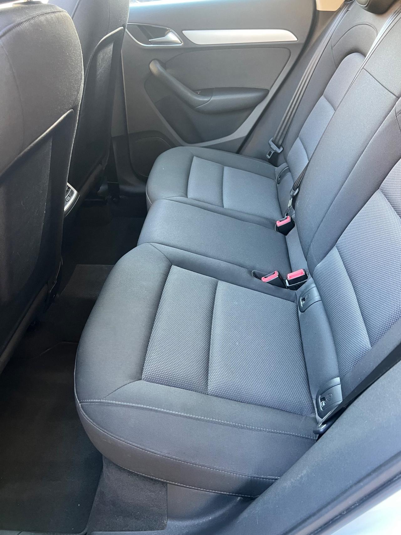 Audi Q3 2.0 TDI 120 CV