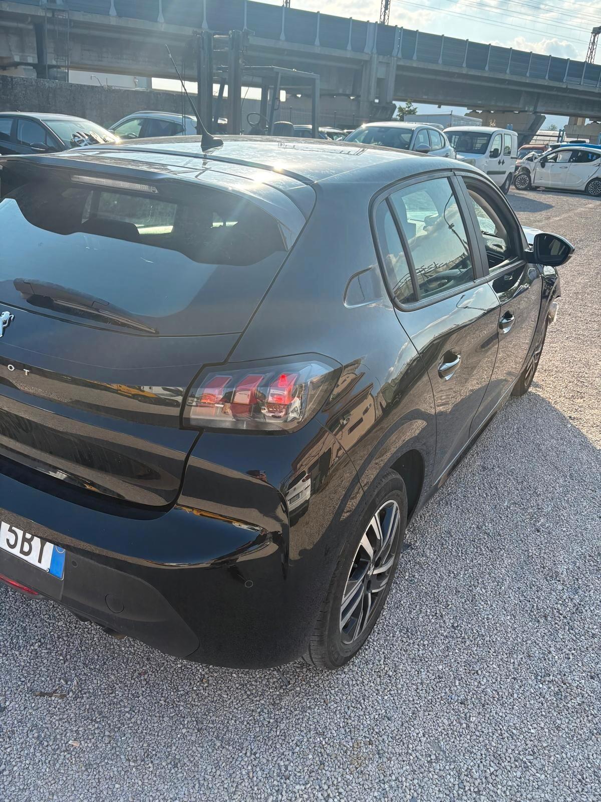 Peugeot 208 PureTech 100 Stop&Start 5 porte Active
