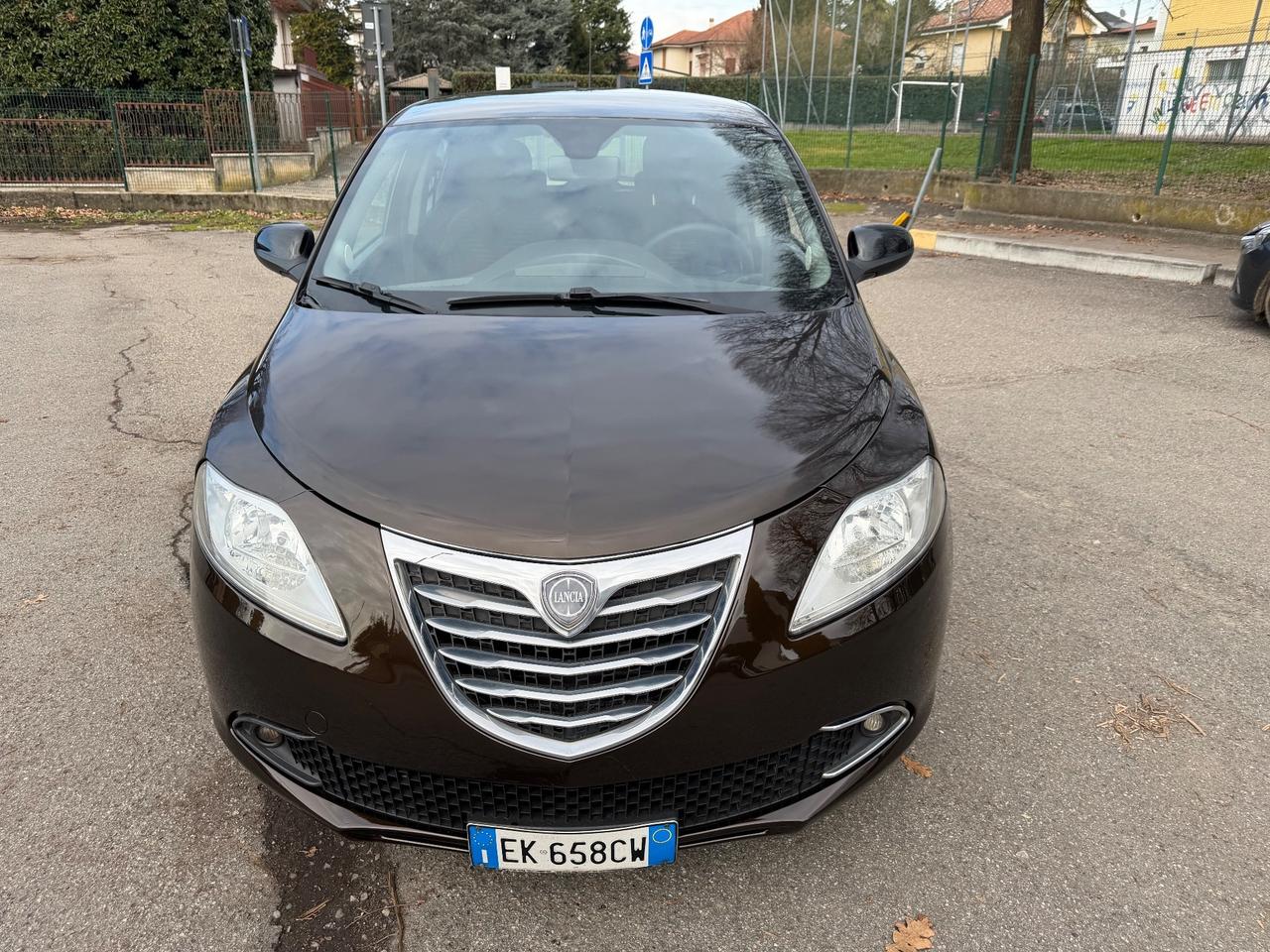 Lancia Ypsilon 1.2 69 CV 5 porte S&S Platinum