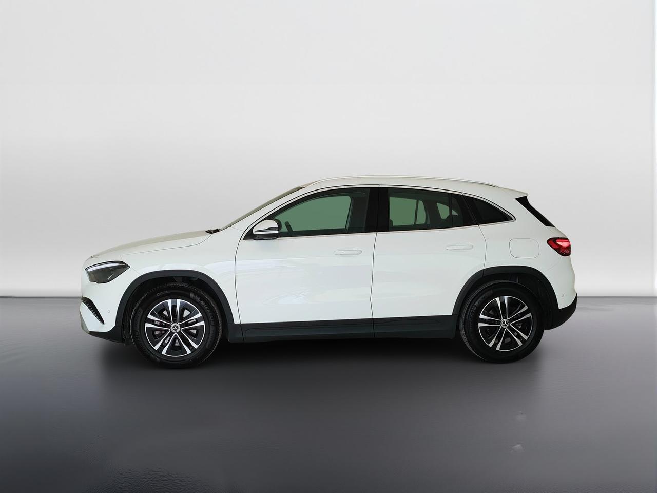 Mercedes-Benz GLA-H247 2023 - GLA 180 d Advanced auto