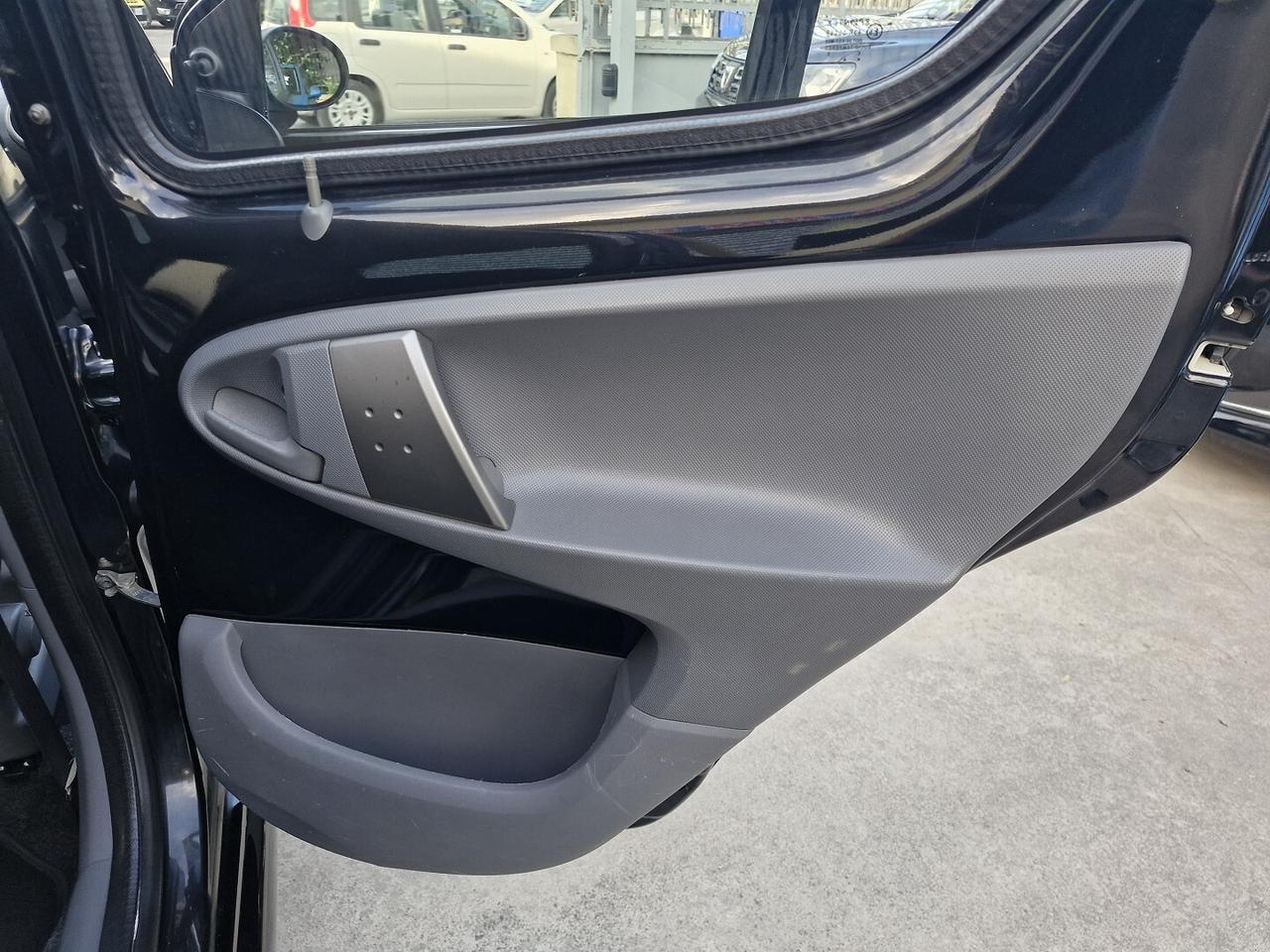 TOYOTA AYGO 1.0 BENZINA 5 PORTE ANNO 2009 130000KM