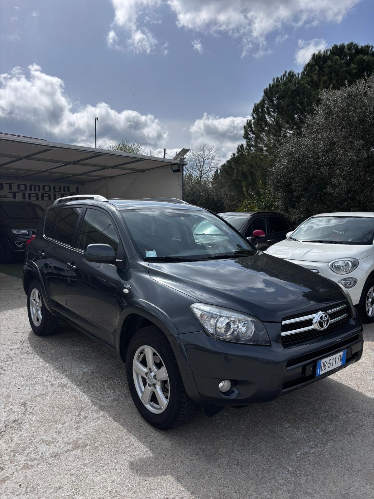 Toyota RAV 4 RAV4 2.2 D-4D 177 CV Luxury