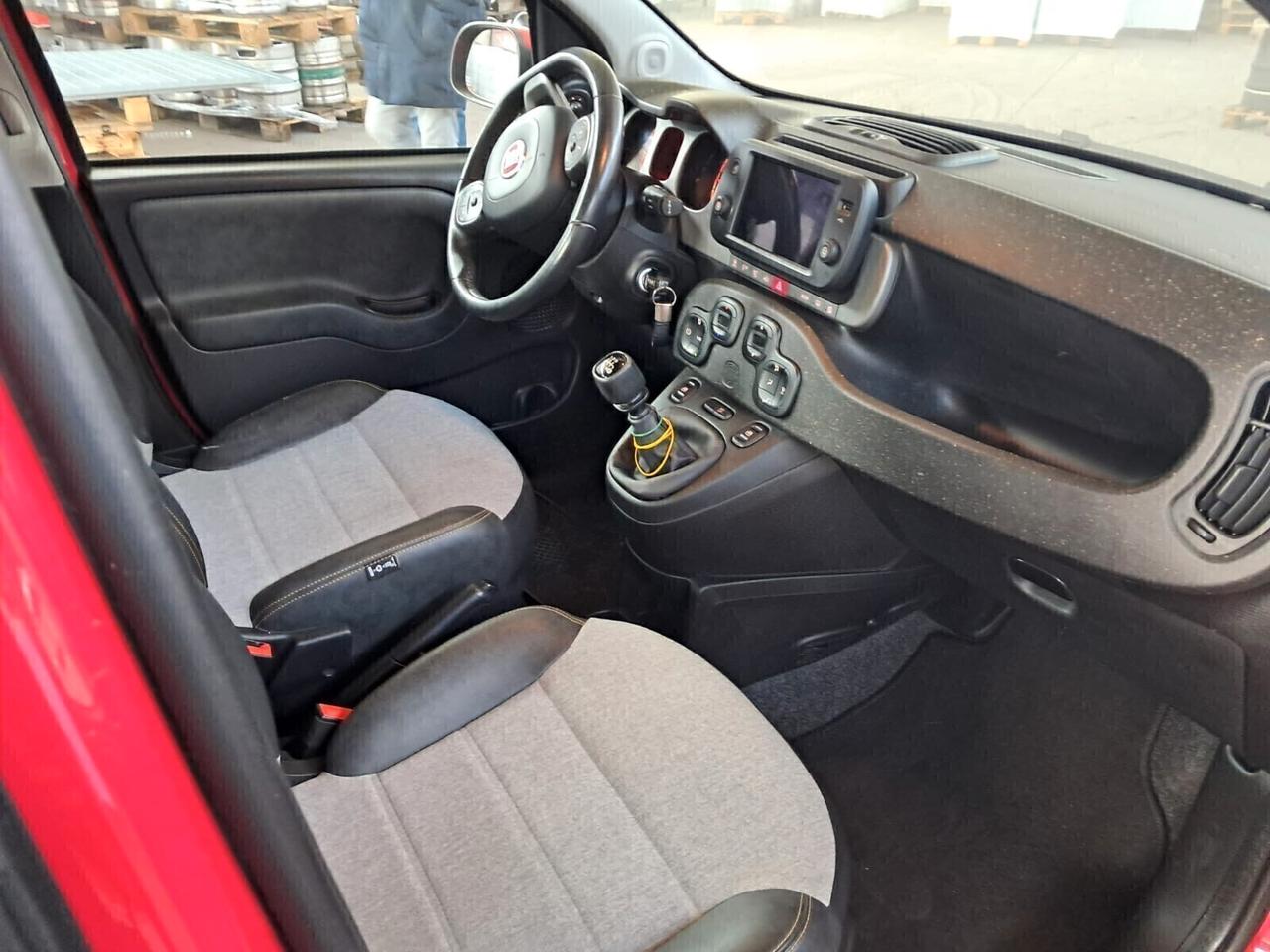 Fiat Panda 1.0 FireFly S&S Hybrid City Cross