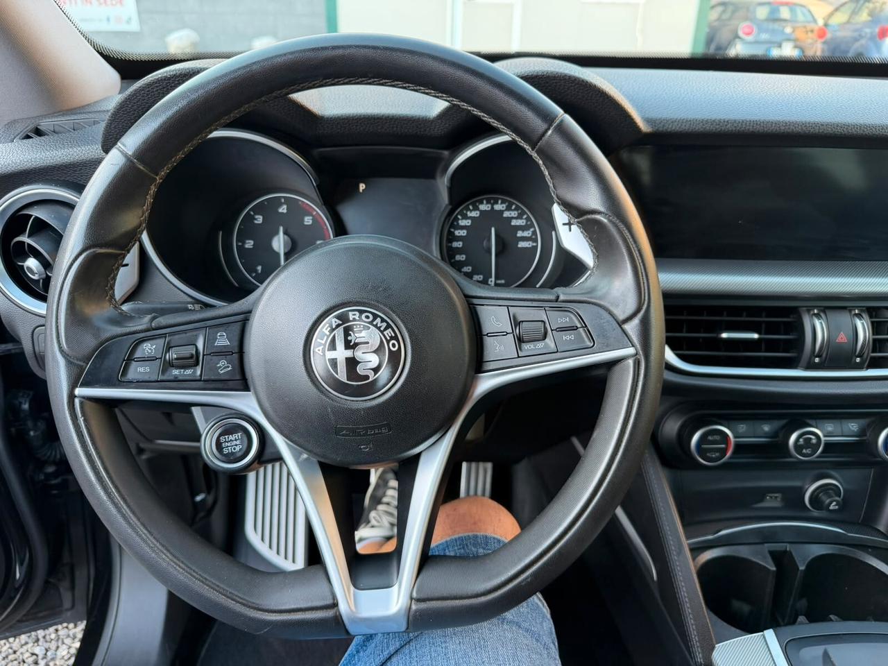 Alfa Romeo Stelvio 2.2 Turbodiesel 210 CV AT8 Q4 Executive