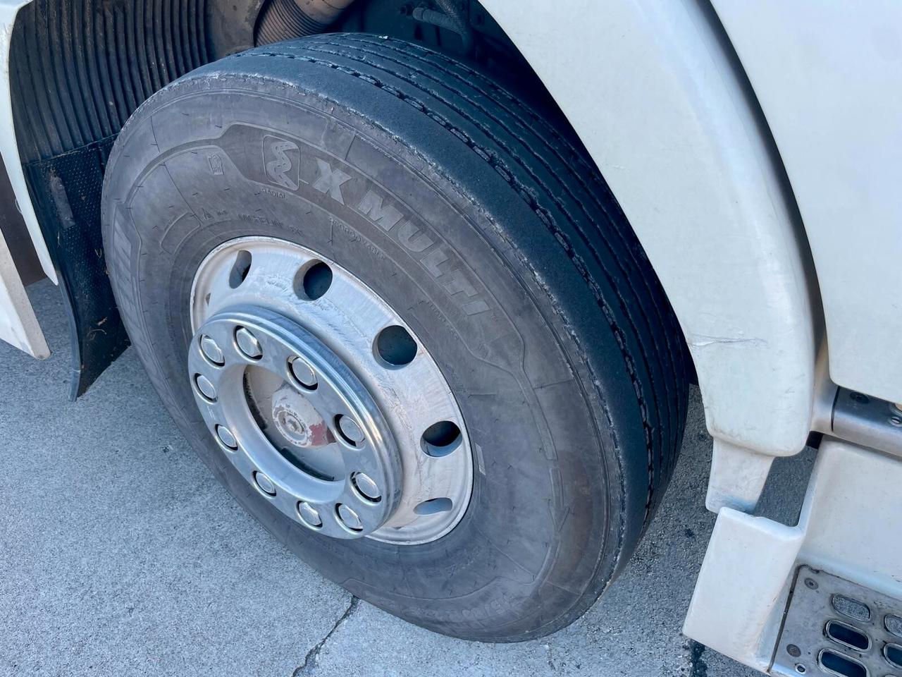 Volvo FH12-460 - ***TRASPORTO BESTIAME MICHIELETTO 3 PIANI ***