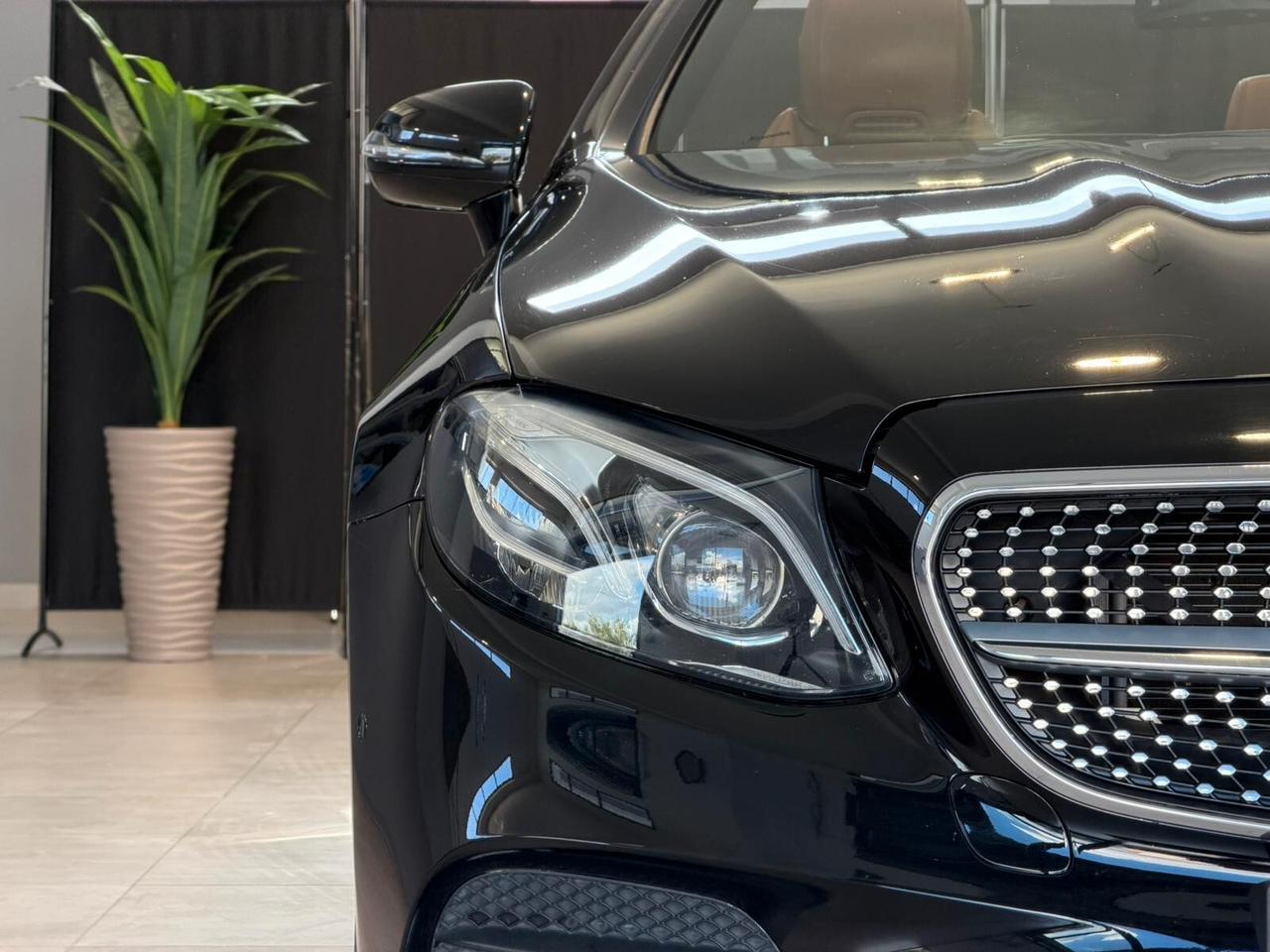 Mercedes-benz E 220 d Auto Cabrio Premium AMG, luci ambient.