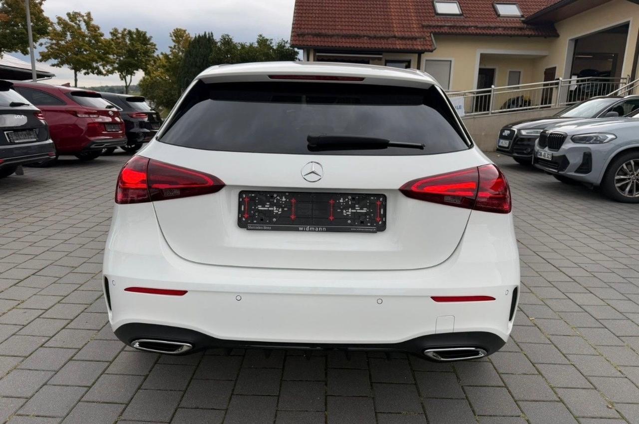 Mercedes-benz A 180 Auto Premium AMG Line Diesel Pack night
