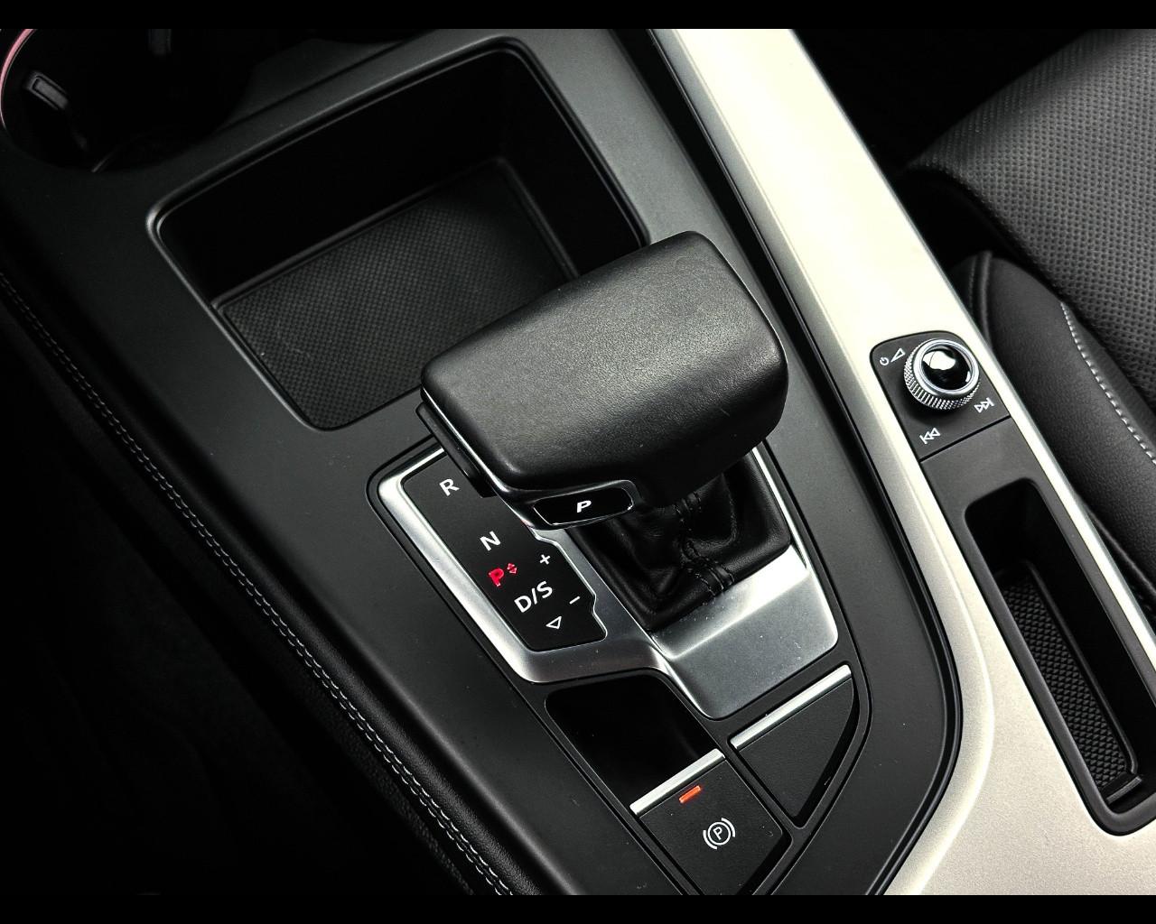 AUDI A4 allroad 2ª serie - A4 allroad 50 TDI tiptronic Business E