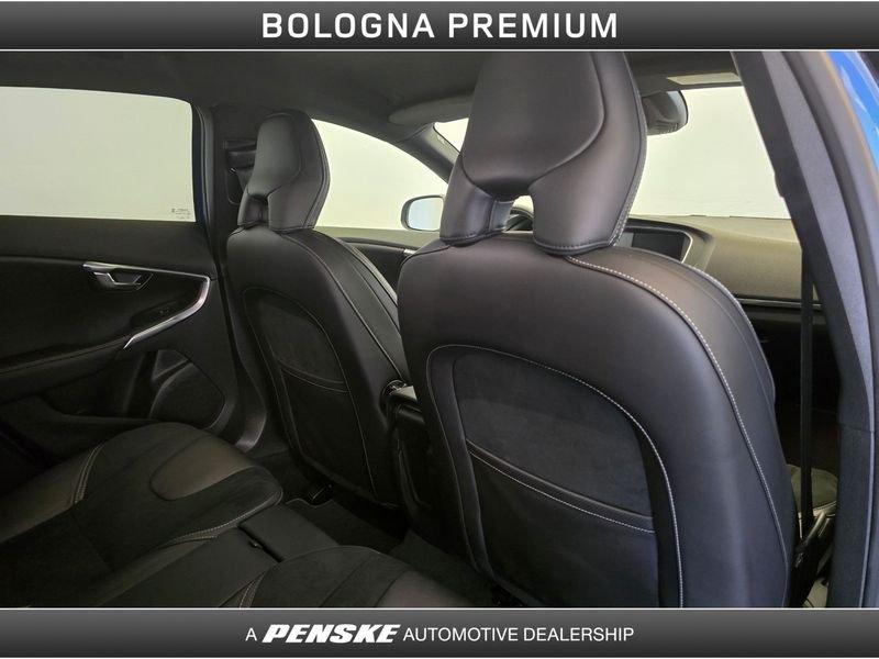Volvo V40 T3 Geartronic R-design