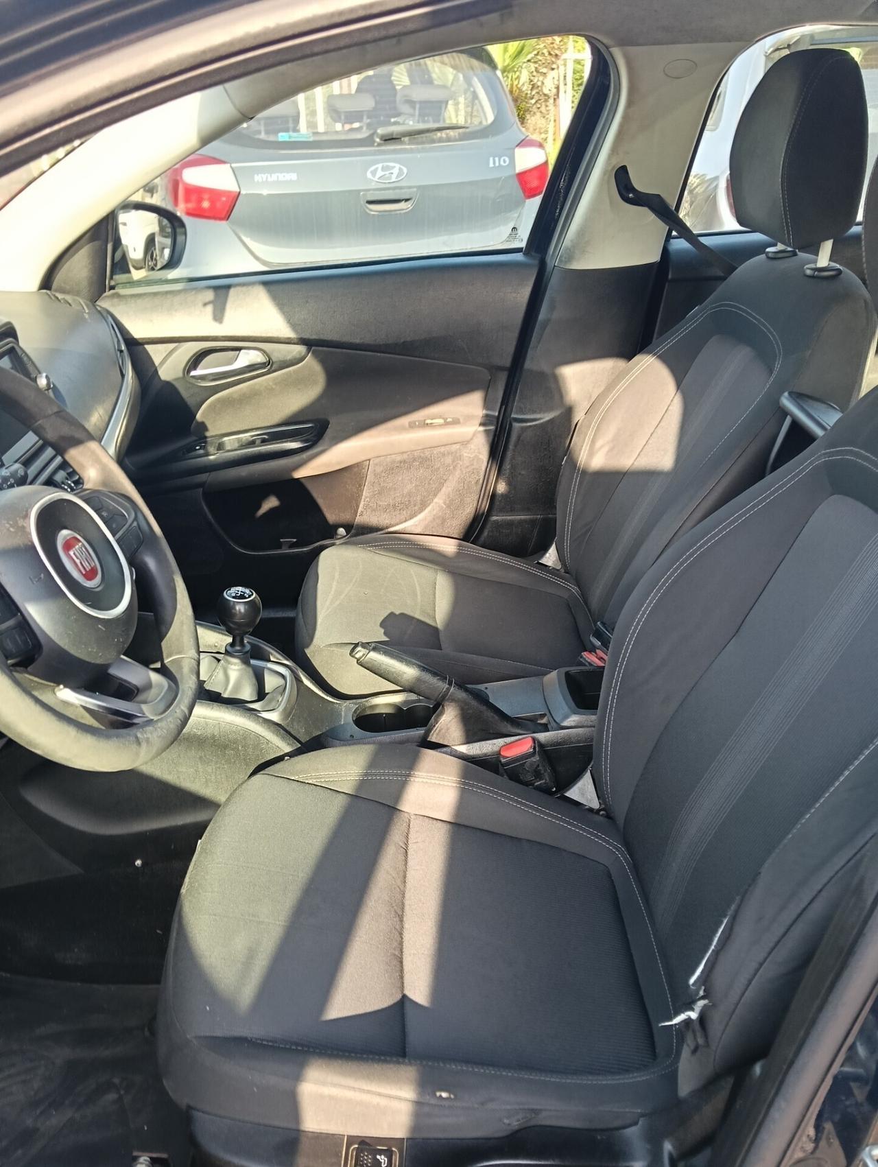 Fiat Tipo 1.6 Mjt S&S 5 porte S-Design