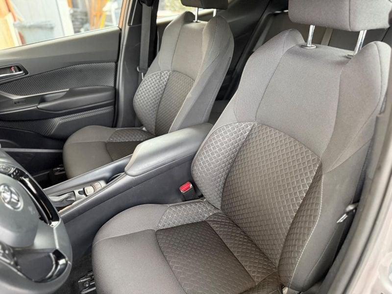 Toyota C-HR 1.8 Hybrid E-CVT Business