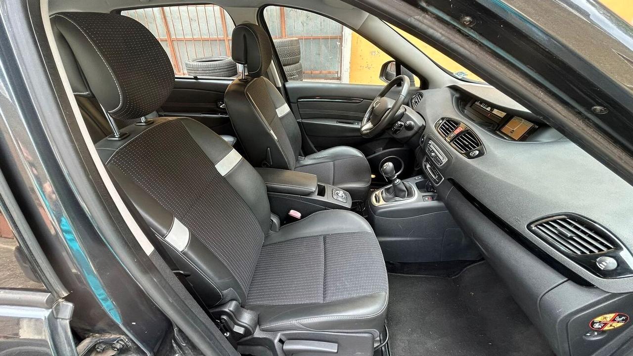 Renault Scenic Scénic X-Mod 1.4 TCe Dynamique