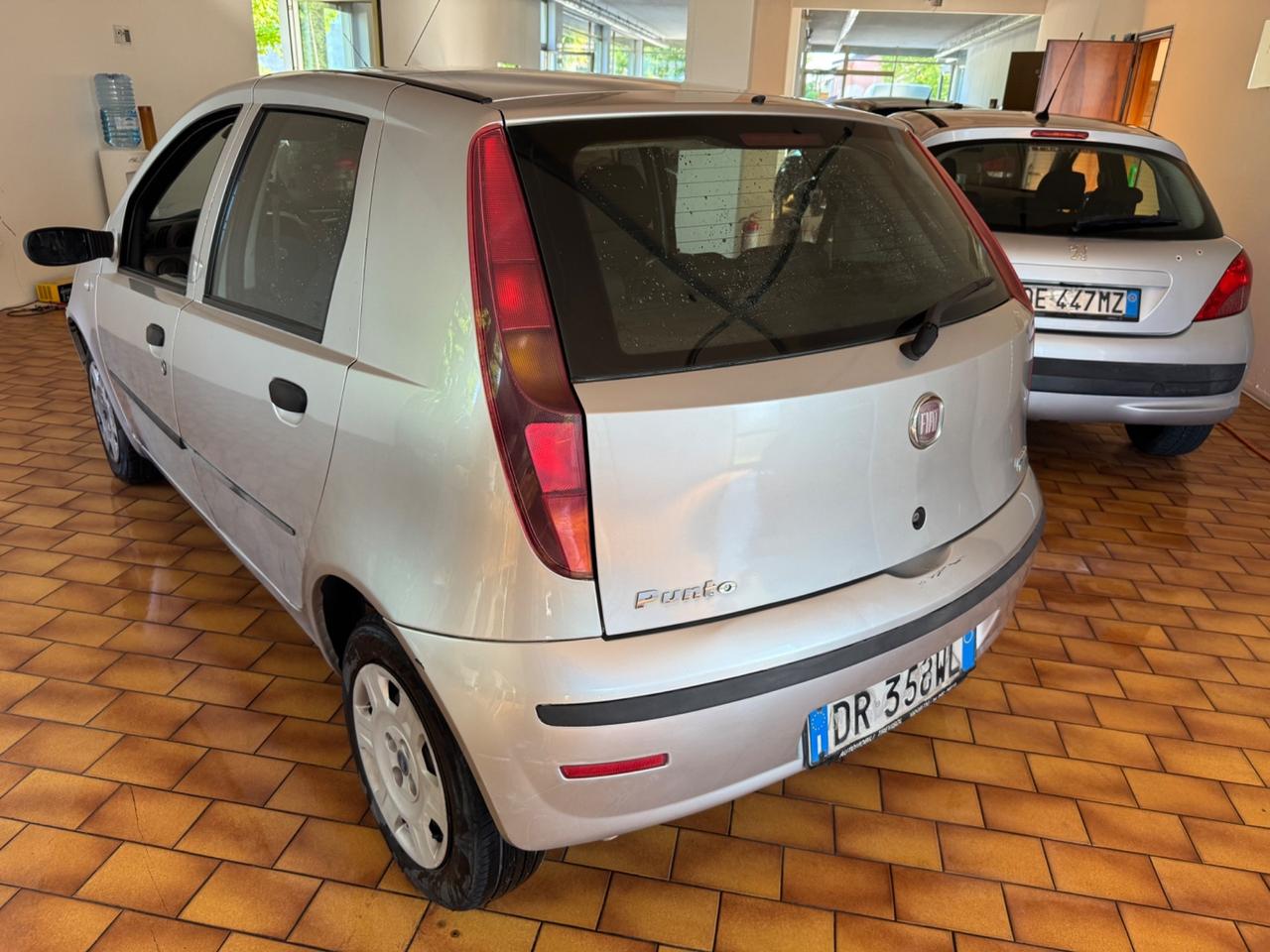 Fiat Punto Classic 1.2 5 porte Natural Power ok neopatentati