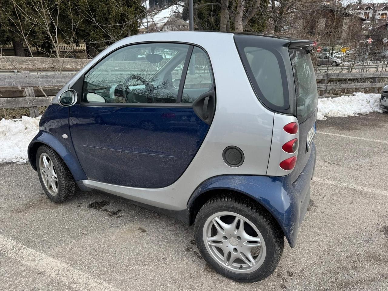 Smart ForTwo 700 coupé passion (45 kW) SI NEOPATENTATI