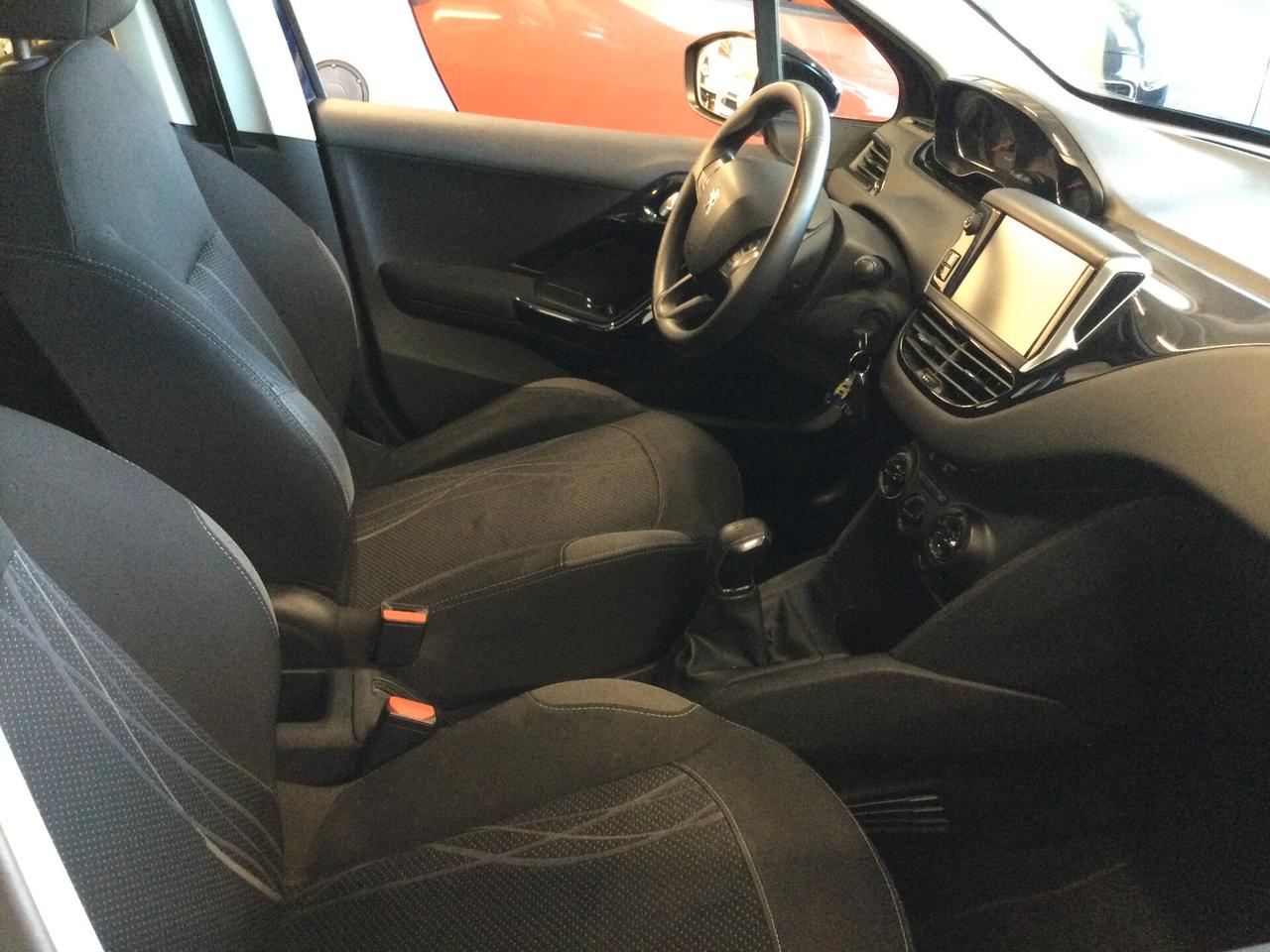 Peugeot 208 1.2 VTi 82 CV 5 porte Allure