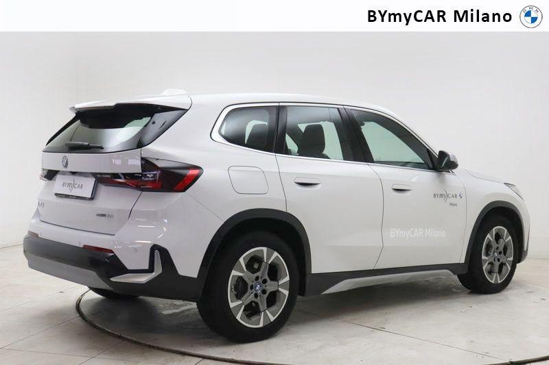 BMW iX1 20 X-Line eDrive