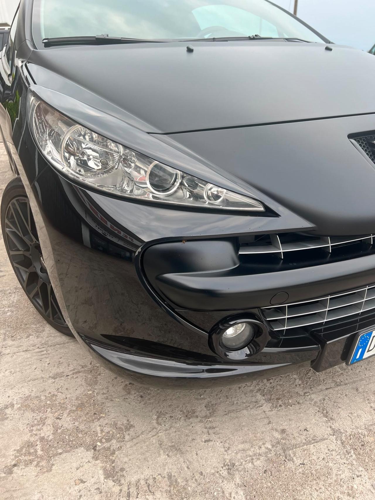 Peugeot 207 1.6 VTI CC ROLAND GARROS