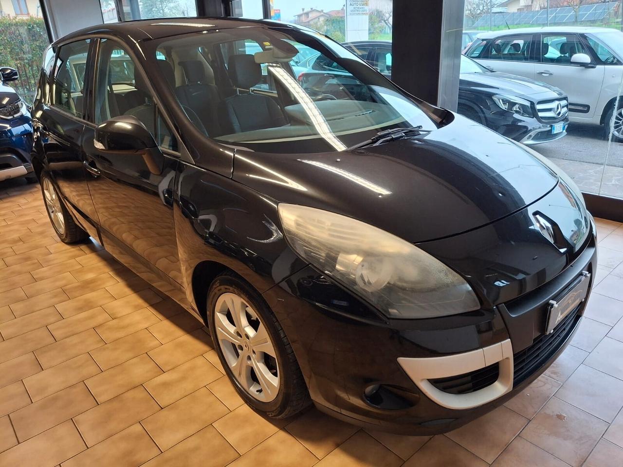 Renault Scenic X-Mod 1.5 dci Luxe 110cv