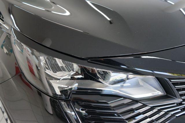 PEUGEOT 3008 BlueHDi 130 S&S EAT8 Active Business