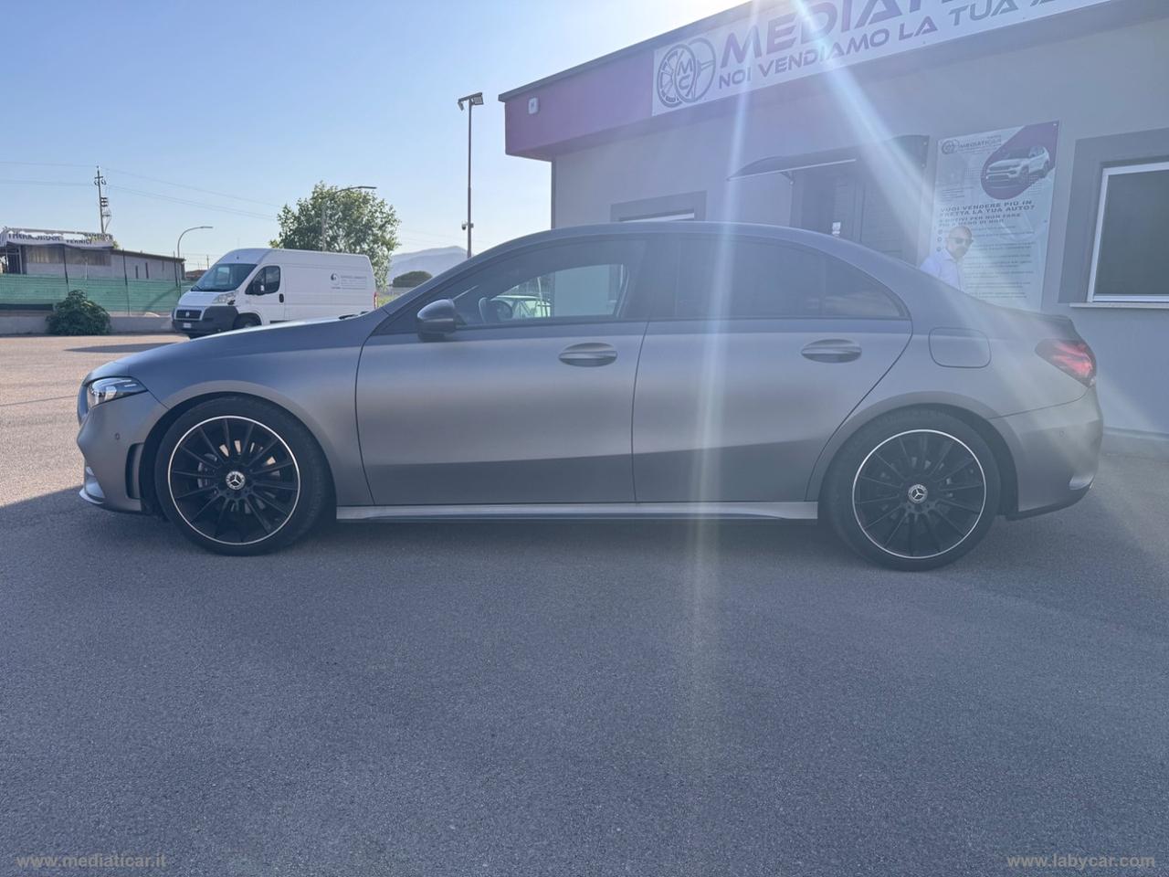 MERCEDES-BENZ A 180 d Automatic 4p. Premium
