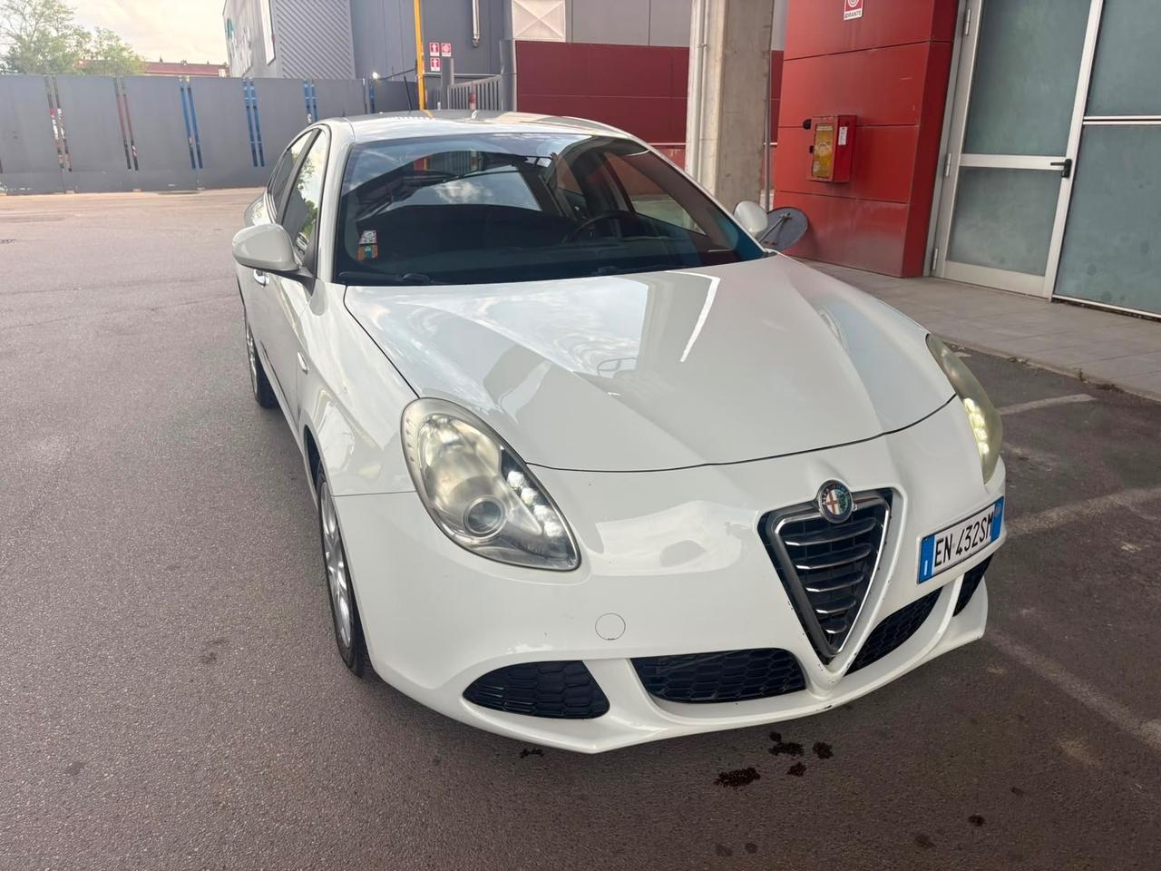 Alfa Romeo Giulietta 1.6 JTDm-2 105 CV Exclusive