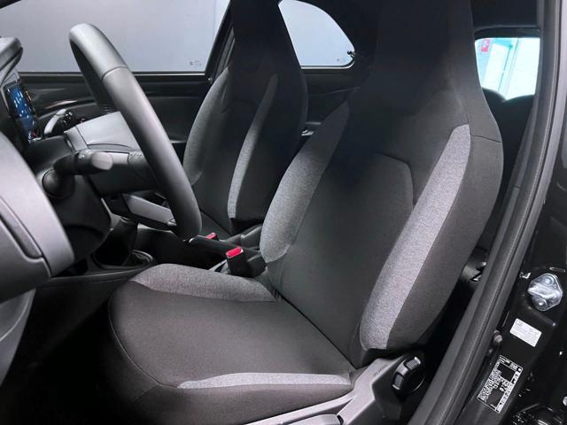 TOYOTA Aygo X 1.0 VVT-i 72 CV 5 porte Active