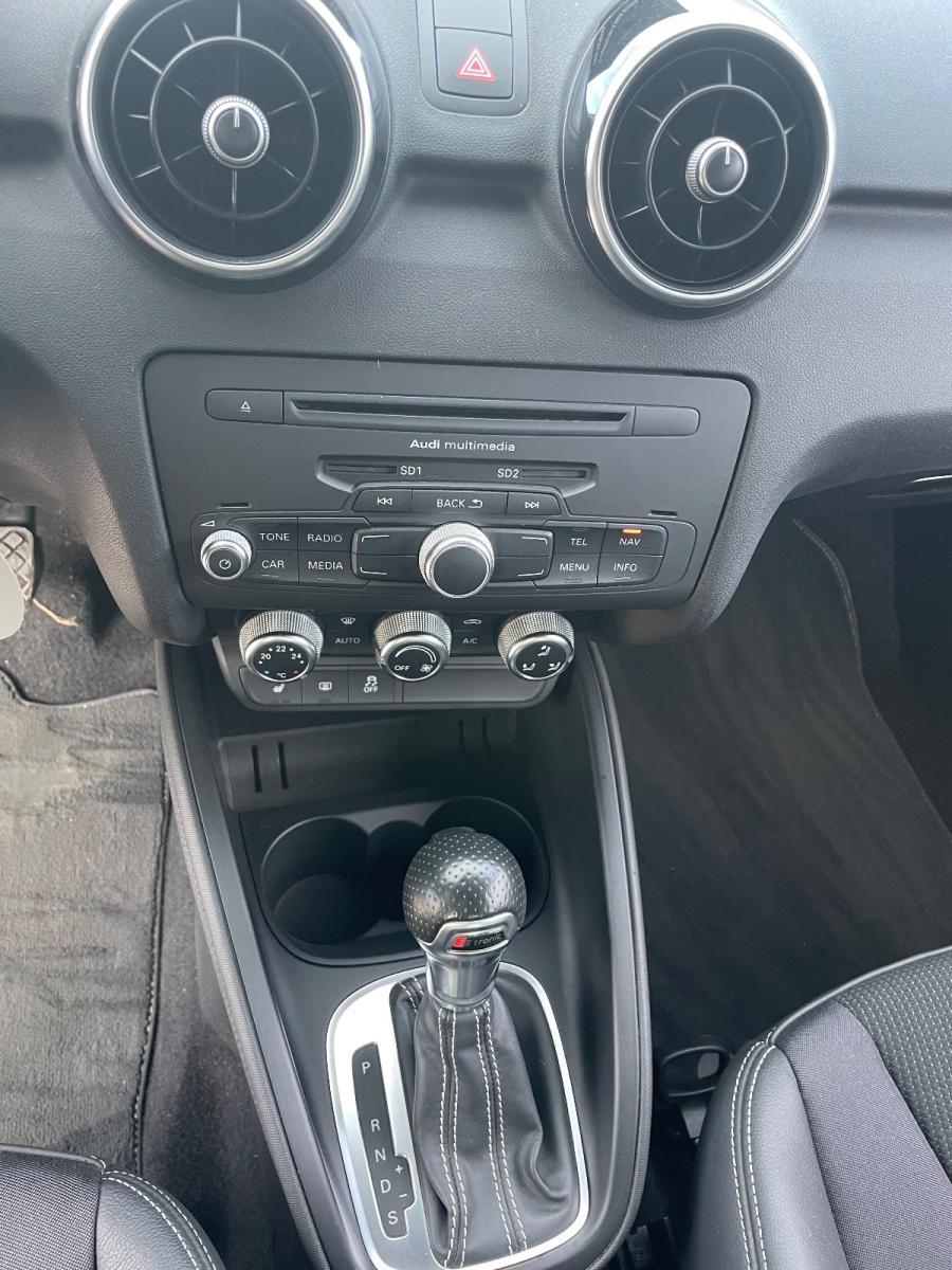 AUDI - A1 Sportback - 1.6 TDI S tronic S line edition plus
