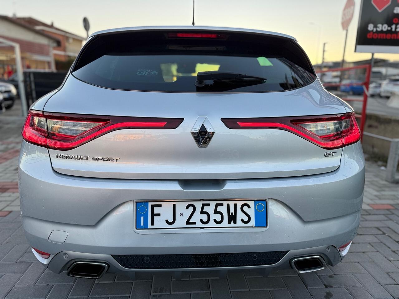 Renault Mégane TCe 205 CV EDC GT 4Control