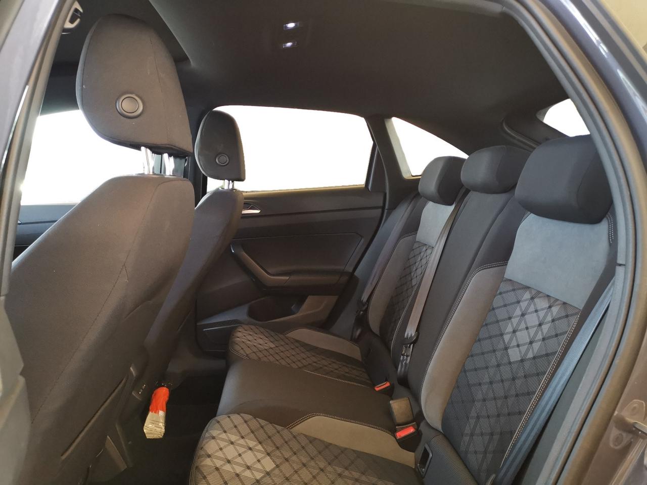 VOLKSWAGEN Taigo - Taigo 1.0 tsi R-Line 115cv dsg